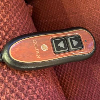 145: Golden Industries Electric Lift chair 
