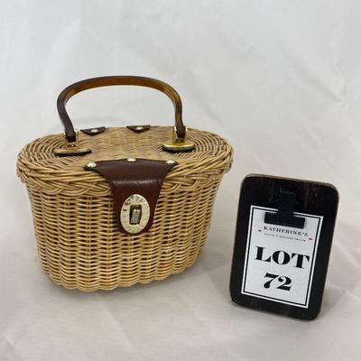 .72. 60s Plastic Wicker Purse