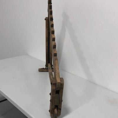 .94. Vintage Wagon Lift