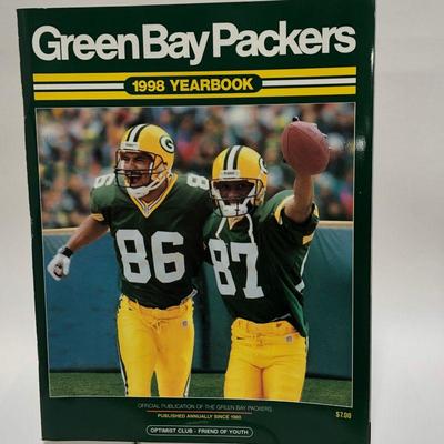 .107. Packers Paper Lot