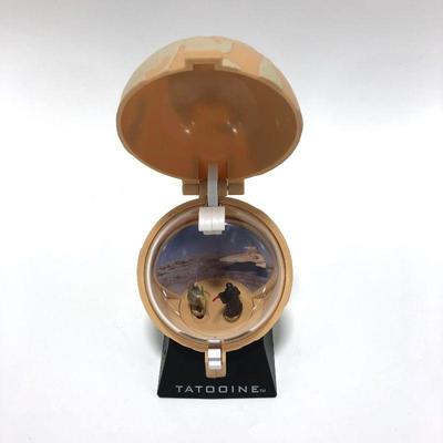 .112. Tatooine Globe Action Spinner