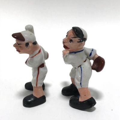 .114. Pitcher and Batter Japan Figures