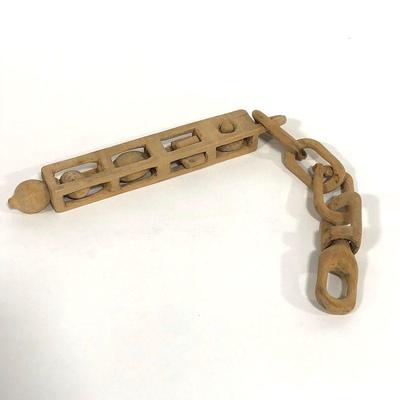 .117. Folk Art Wooden Chain
