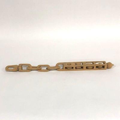 .117. Folk Art Wooden Chain
