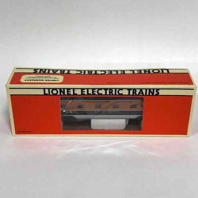 .119. NIB Lionel Train Cars
