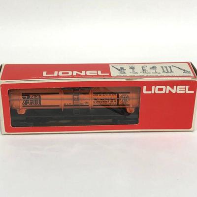 .120. Two Vintage Lionel Train Cars