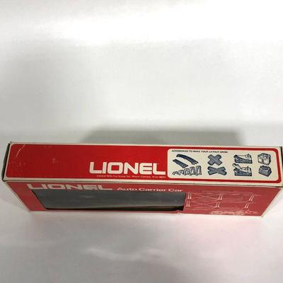 .121. Lionel Auto Carrier Car