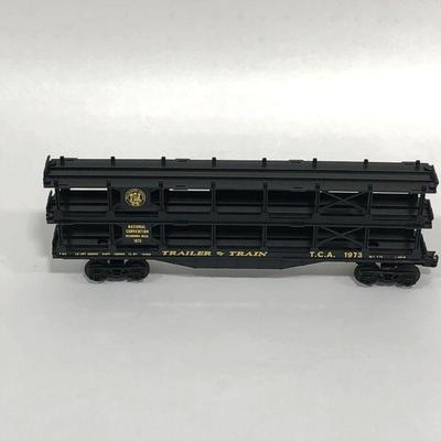 .121. Lionel Auto Carrier Car