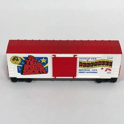 .123. Two Vintage Lionel Cars