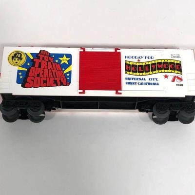 .123. Two Vintage Lionel Cars