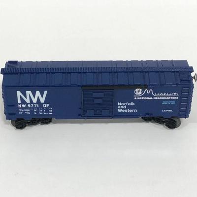 .123. Two Vintage Lionel Cars