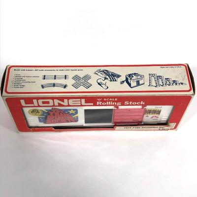 .123. Two Vintage Lionel Cars