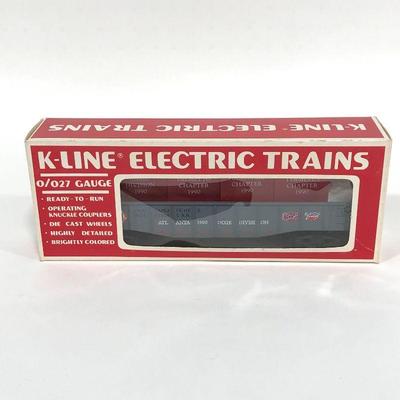 .124. Two K-Line Electric Train Cars