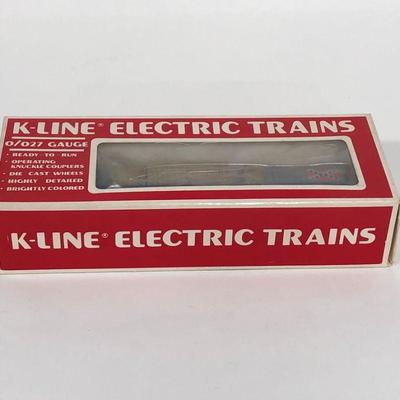 .124. Two K-Line Electric Train Cars