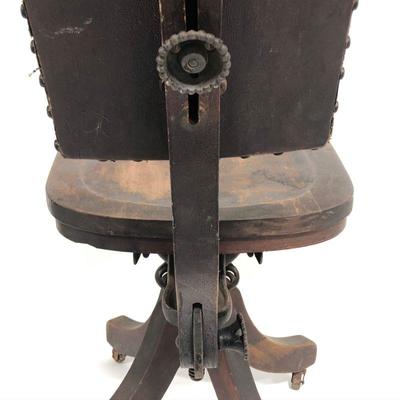 .125. Antique Dentist's Chair