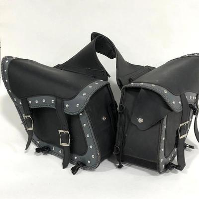 .135. Leather Dual Slant Saddle Bags