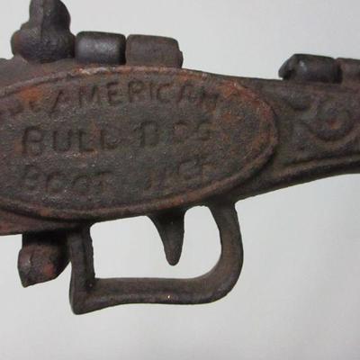 Lot 66 - Boot Jack The American Bull Dog Cast Iron Gun Western Cowboy