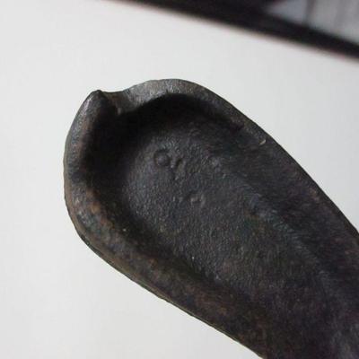 Lot 66 - Boot Jack The American Bull Dog Cast Iron Gun Western Cowboy