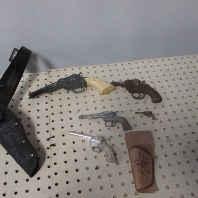Lot 67 - Toy Guns
