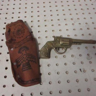 Lot 68 - Scout Toy Gun