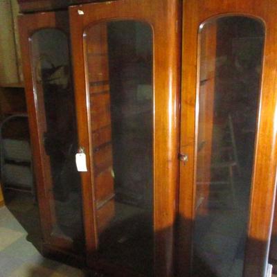 Lot 70 - 3 Piece Cabinet 81' x 67'