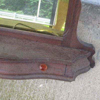 Lot 84 - Mirror 29" x 28: