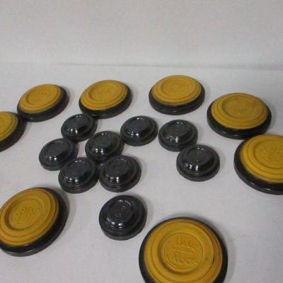 Lot 90 - 1950's Blue Rock Clay Pigeons