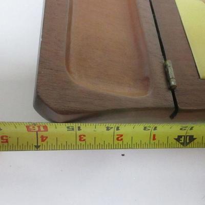 Lot 99 - Home Decor Kitchen Items