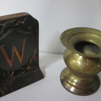 Lot 102 - Home Decor Items