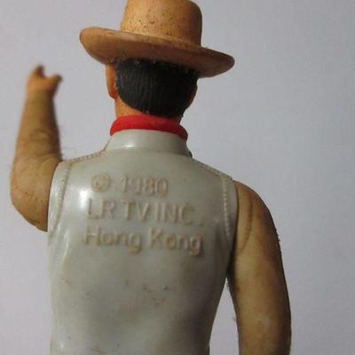 Lot 107 - Western Collectibles 