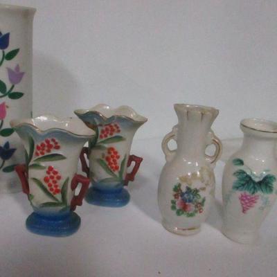 Lot 108 - Porcelain Figurines 