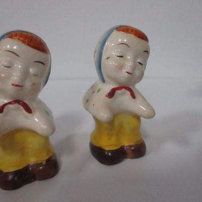 Lot 109 - Various Salt & Pepper Shakers 