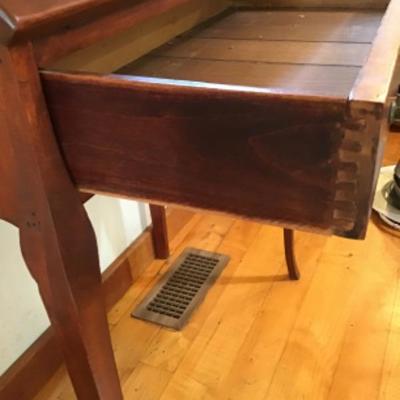 164 Antique Cherry Ladies Desk