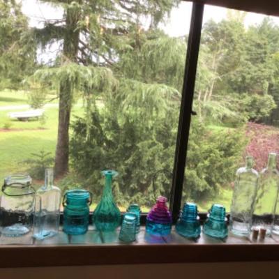 165: Lot of Vintage Teal and Clear Glass Bottles and Insulators 