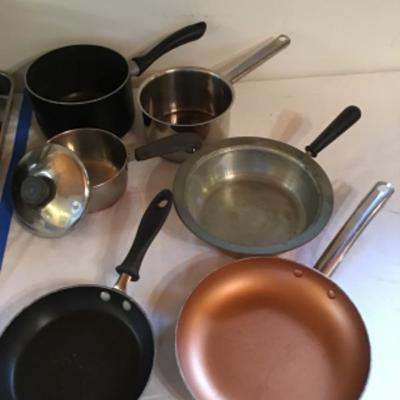 168: Lot of SautÃ© Pans 