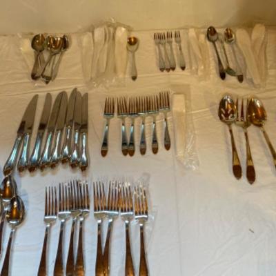 175: Towle Silverplate Flatware Hartford 64pc. Set 