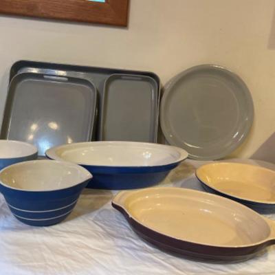 180: Le Creuset & Various Stoneware Baking Dishes 