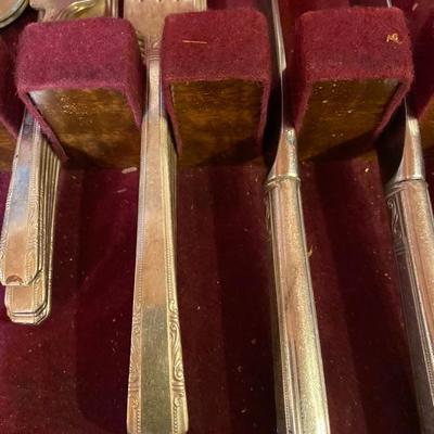 193: Wallace Silverplate Flatware 