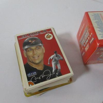 Lot 115 - Collectible Cards 