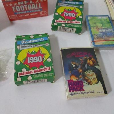 Lot 115 - Collectible Cards 