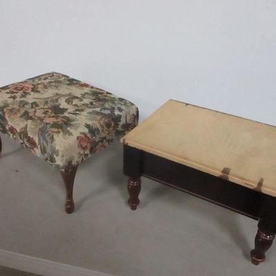 Lot 122 - Wooden Footstools