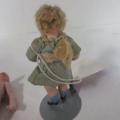 Lot 134 - Collectible Dolls - O"Neill - Germany - & More