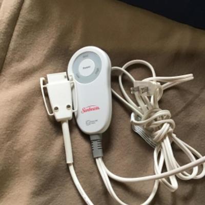 223   2 - Electric Blankets