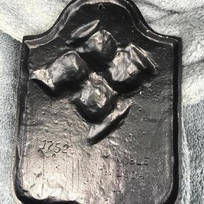 Fire Plaque No. 906 â€œHand In Hand Insuranceâ€