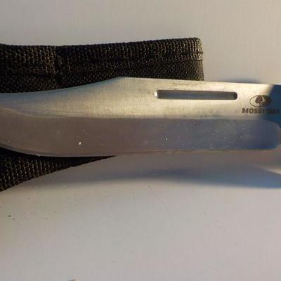 " 10 inch Mossy Oak Bowie knife with sheath".
