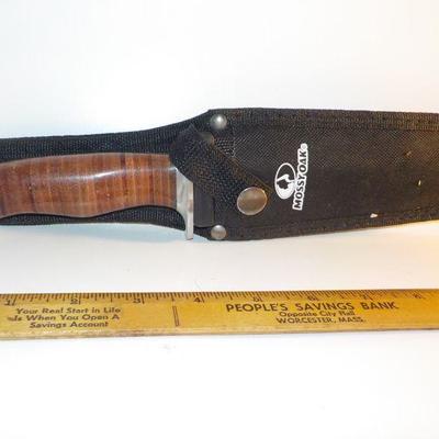 " 10 inch Mossy Oak Bowie knife with sheath".