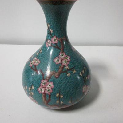 Lot 1 - Vintage Cloisonne Asian Flower Design Vase