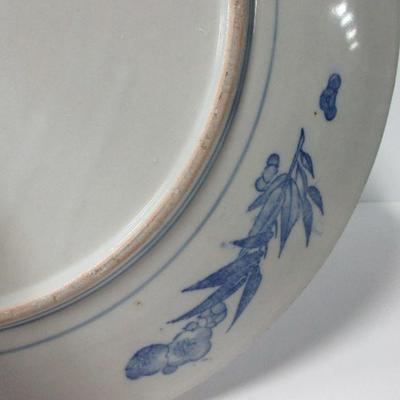 Lot 5 -Vintage Blue & White Chinoiserie Porcelain Plate Picture Frame with Ikebana Backdrop Scallop Edge 16"