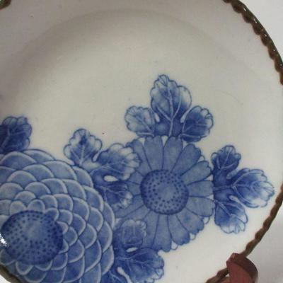 Lot 6 -Vintage Set of  Blue & White Porcelain Plates With Scallop Edge Blossom and Herons 7" Each
