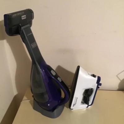 264  Black & Decker Lithium Pet Handheld Vac, Iron